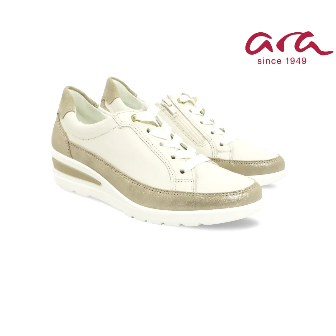 Witte Ara sneaker met ritssluiting en goudaccenten