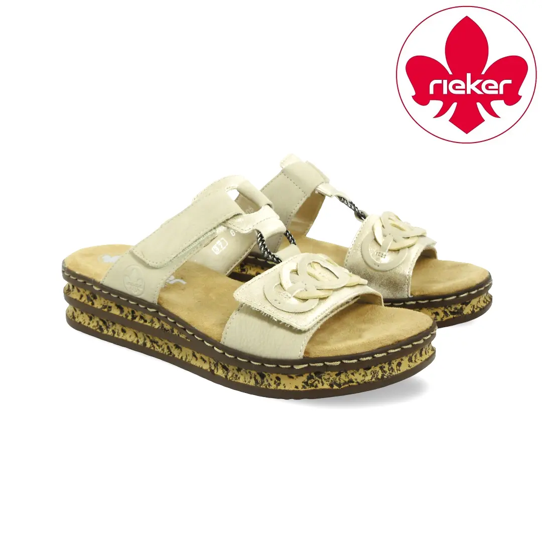 Rieker 62936 beige dames slipper met plateauzool en metallic detail