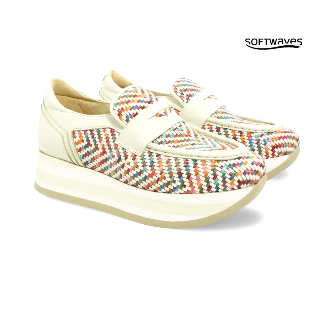 Softwaves dames loafers multi kleur gevlochten design met plateauzool model 7.78.127