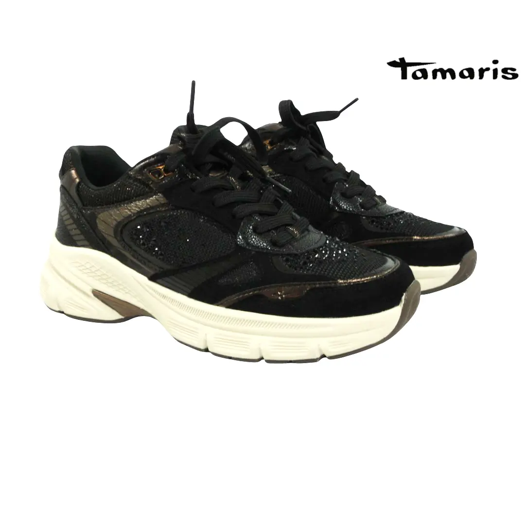 Tamaris 23799 zwarte dames chunky sneakers met glanzende details, materiaalmix, zwarte veters en contrasterende crèmekleurige zool.
